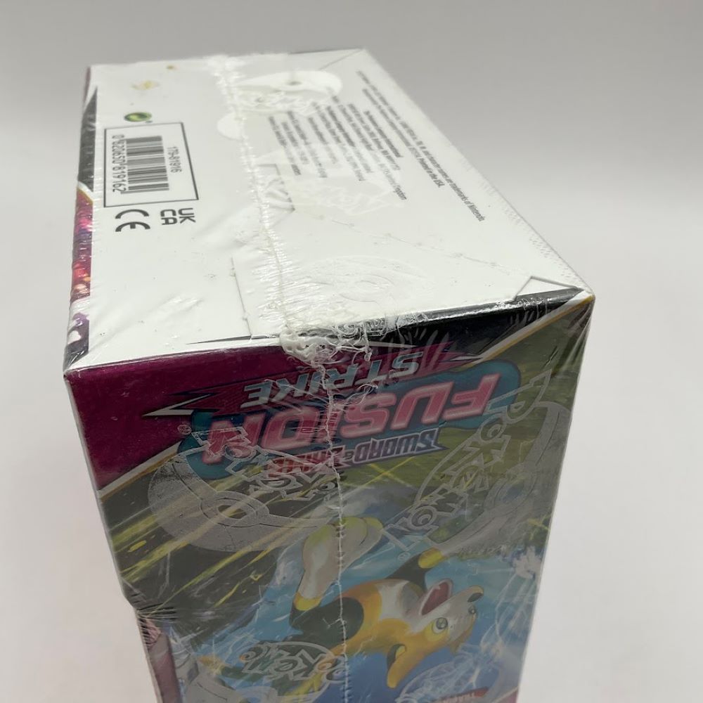 Pokemon: Sword & Shield Fusion Strike Booster Box #2 *See Pictures*